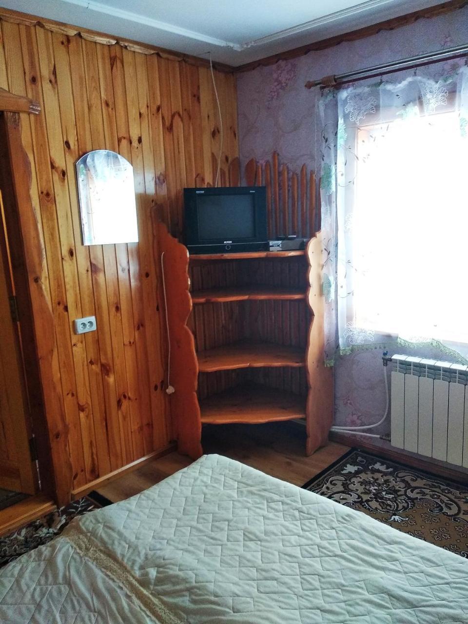 "Різьбярська Садиба" Slavske Exteriér fotografie