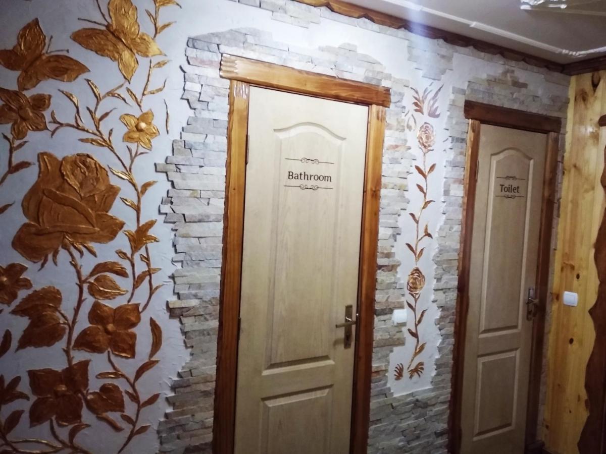 "Різьбярська Садиба" Slavske Exteriér fotografie